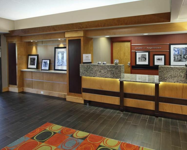 Hampton Inn Hagerstown-Maugansville Buitenkant foto