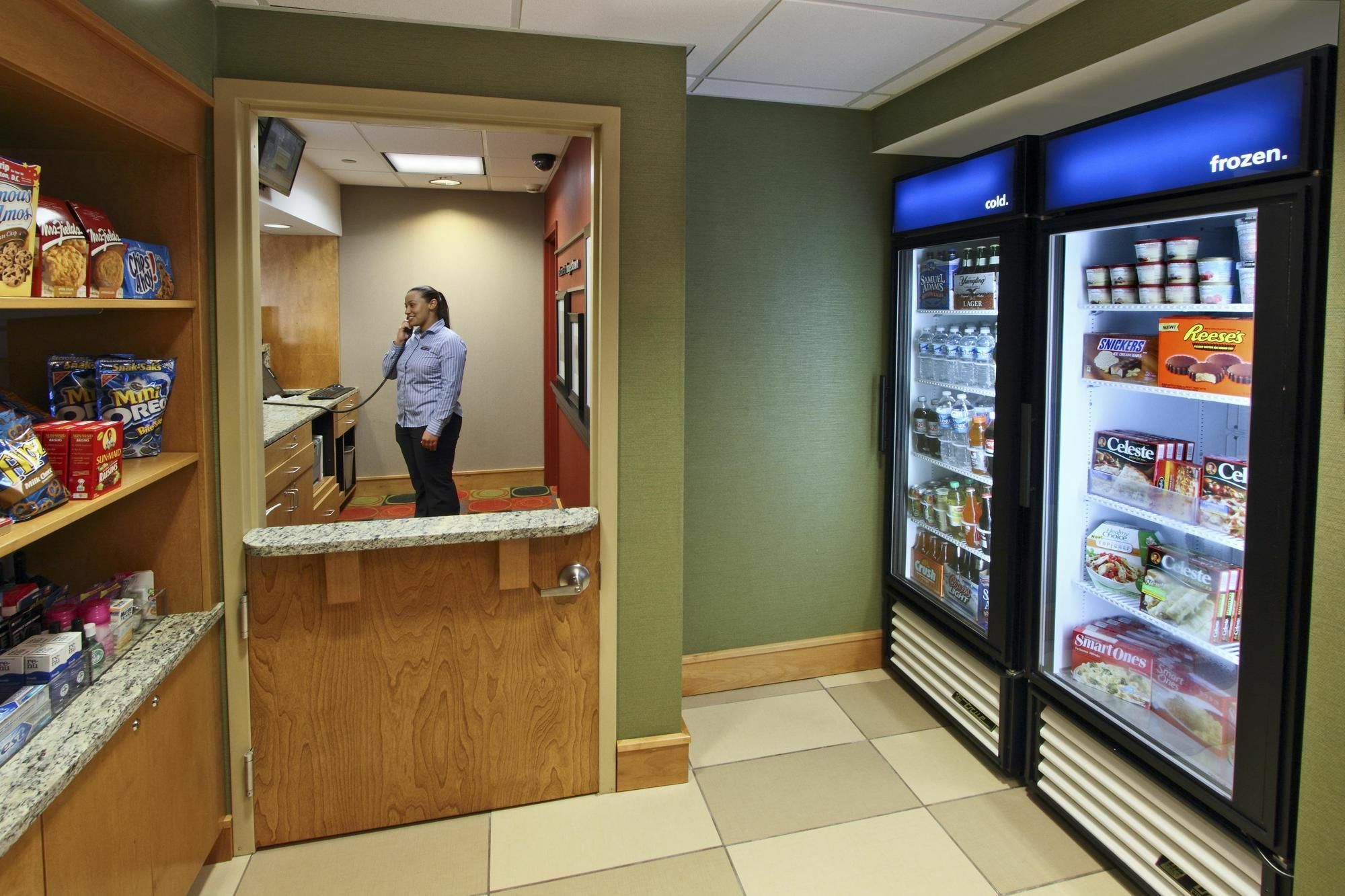 Hampton Inn Hagerstown-Maugansville Buitenkant foto