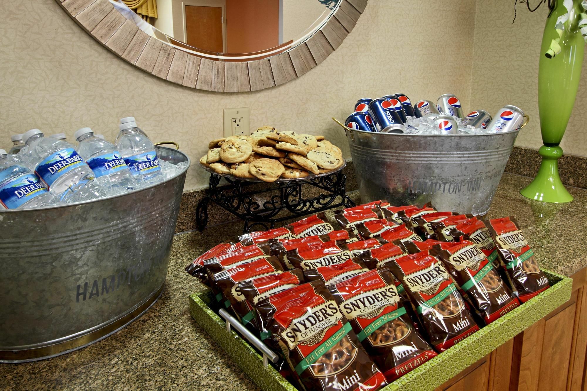 Hampton Inn Hagerstown-Maugansville Buitenkant foto